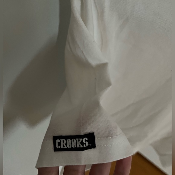 Crooks and Castles Cropped Tee - Picture 2 of 4